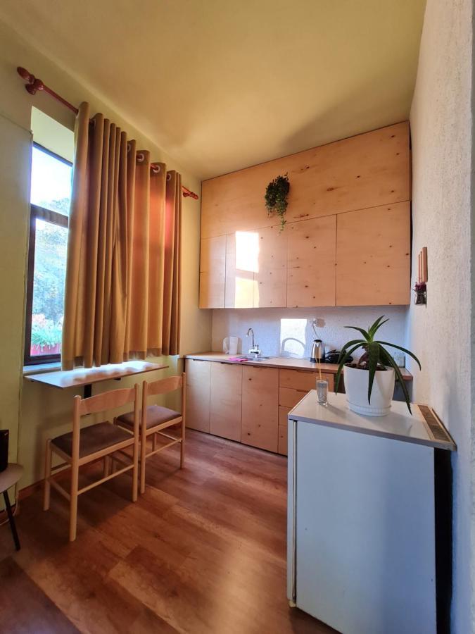 Ex-Block District Charming Studio Apartment With Treeish Sorrounding View! Tirana Exterior photo