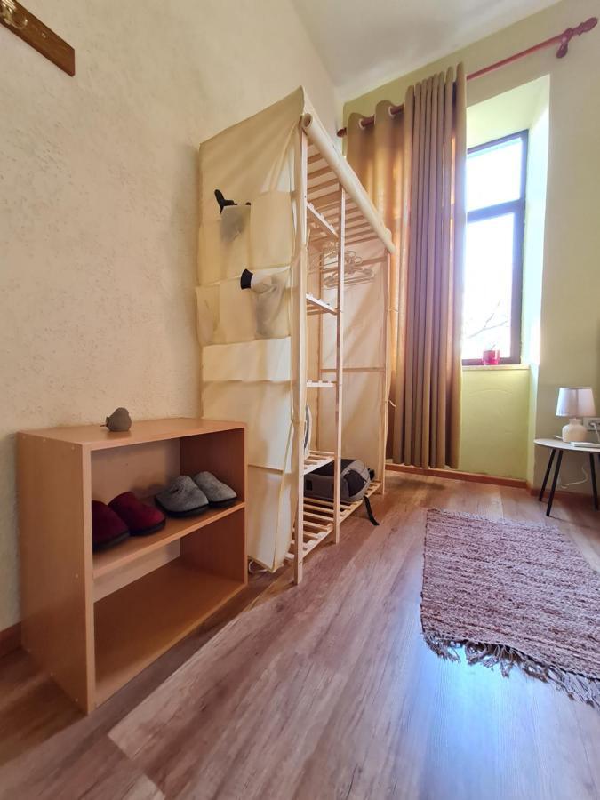 Ex-Block District Charming Studio Apartment With Treeish Sorrounding View! Tirana Exterior photo